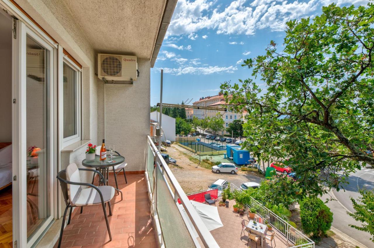Duda Apartment Crikvenica Bagian luar foto