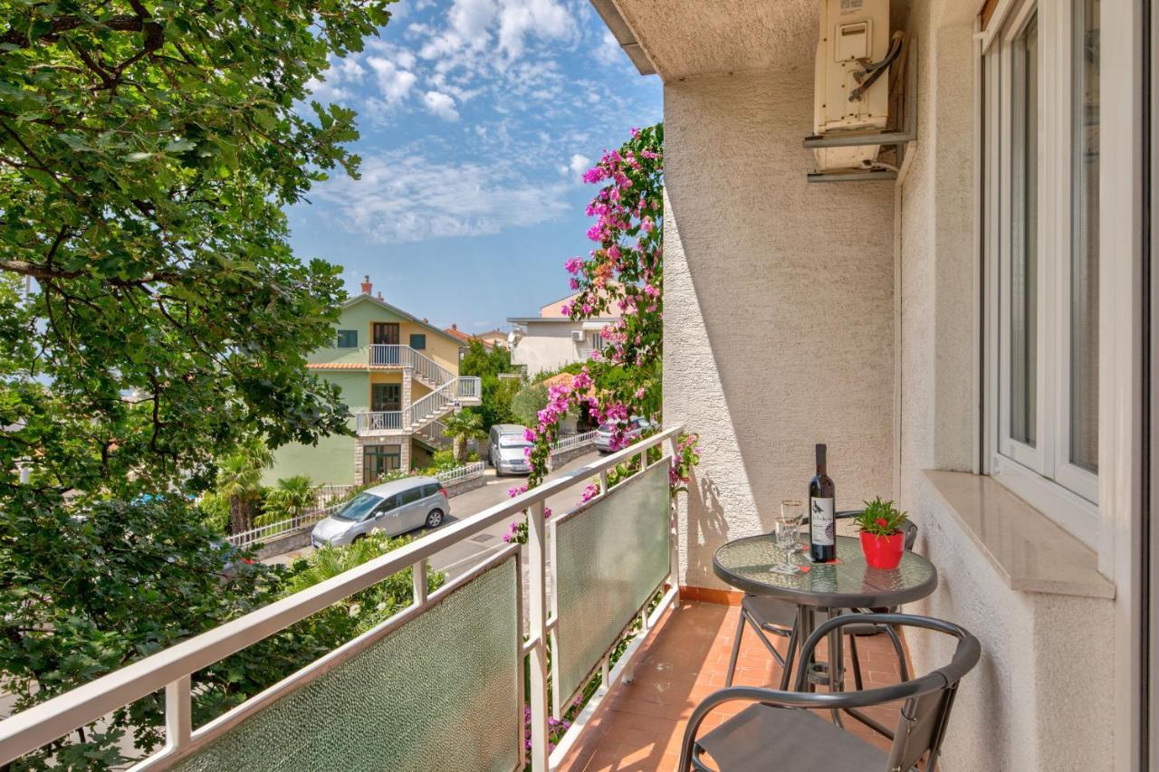 Duda Apartment Crikvenica Bagian luar foto